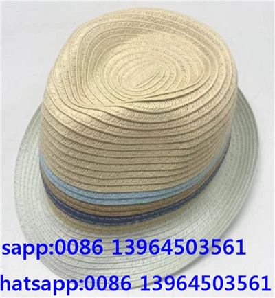 หมวกเฟโดร่าสีอ่อนสำหรับผู้ชาย