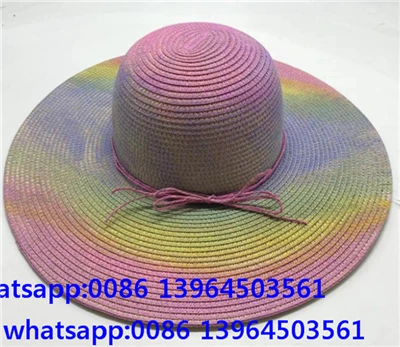หมวกฤดูร้อนที่มีสีสันสดใส