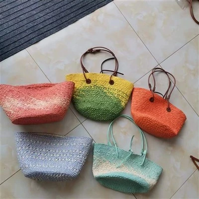 กระดาษทอกระดาษสีสันสดใสพร้อมด้ามจับ PU
