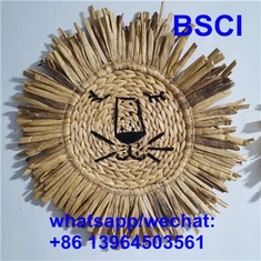 งานหัตถกรรมแขวนฟาง